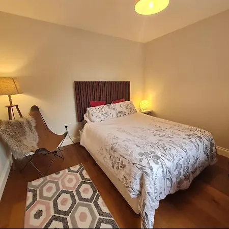 Clarin Rest Contemporary In Restored On Wild Atlantic Way Lodge Galway