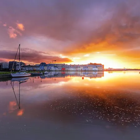Clarin Rest Contemporary In Restored On Wild Atlantic Way * Galway